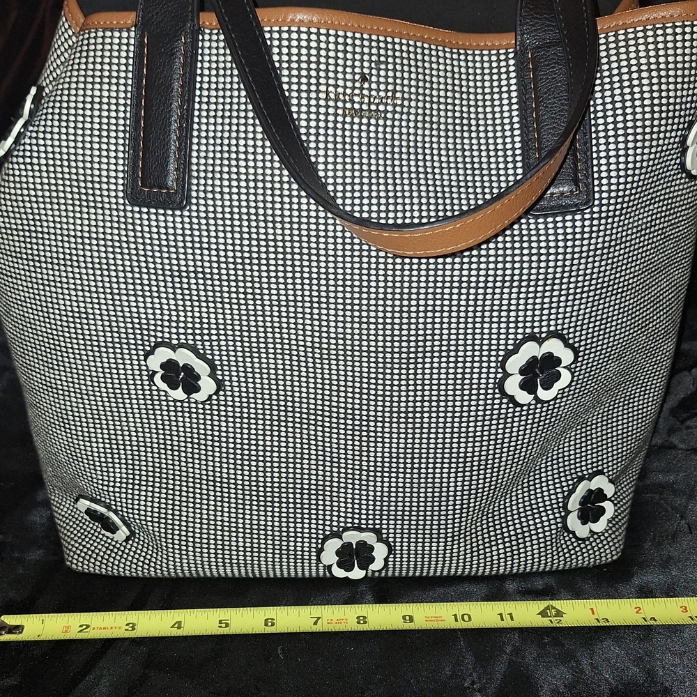 kate spade Black and White Floral Appliqué Tote - Picture 2 of 16